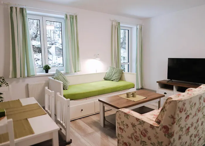 Flower Apartment